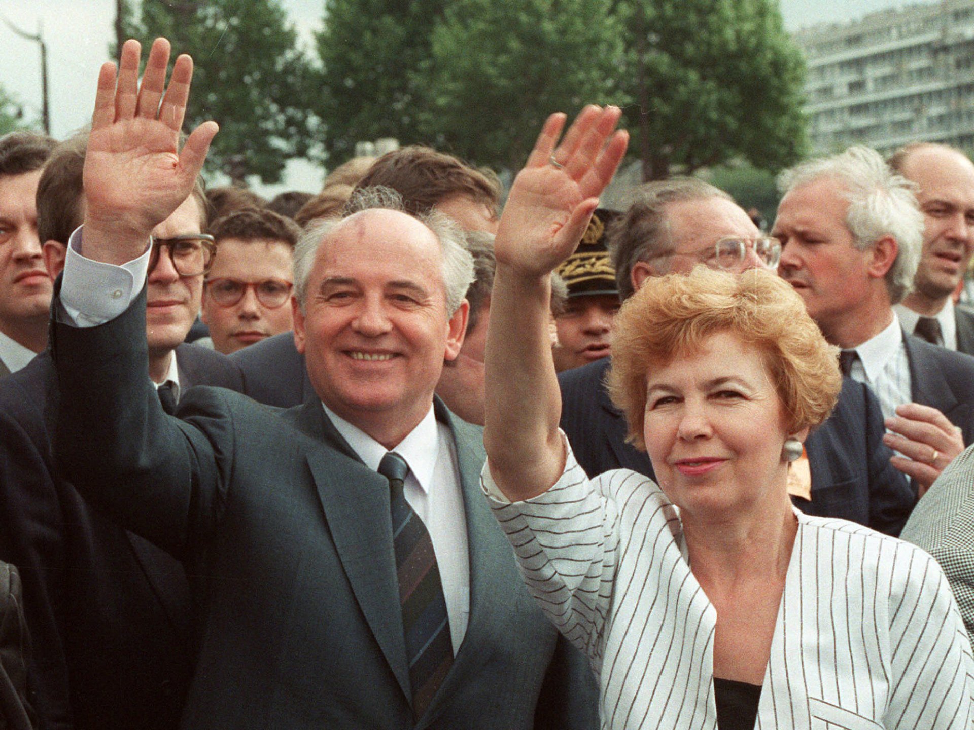 Съпругата на Горбачов, Раиса Горбачова, е негов верен спътник и съветник