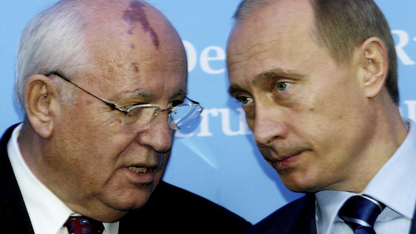 Първоначално Горбачов симпатизира на Владимир Путин заради неговата позиция против реформите на Борис Елцин