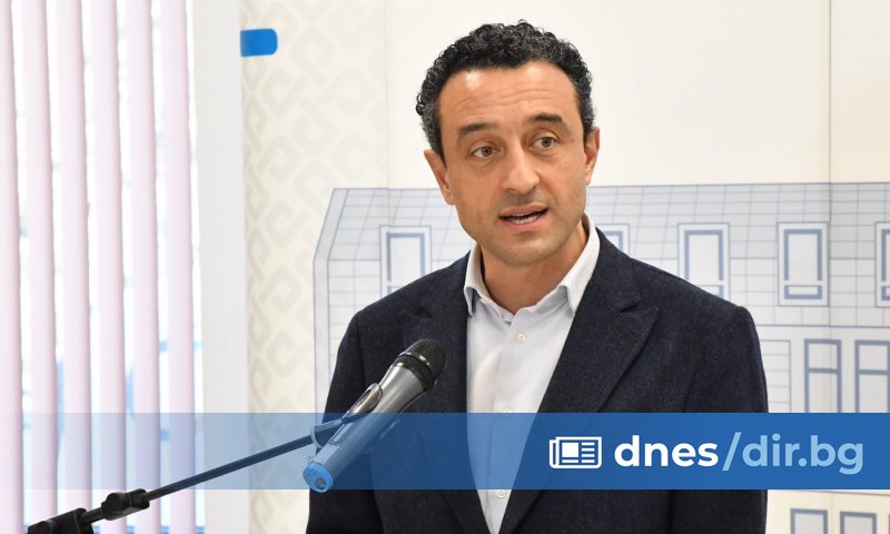 Онези, които пипат Изборния кодекс, очевидно те бутат страната към