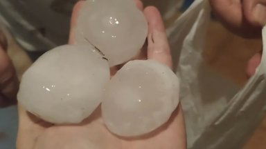 Градушка уби бебе в Испания Момиченцето само на 20 месеца