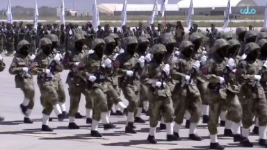 Режимът на талибаните в Афганистан проведе внушителен военен парад в