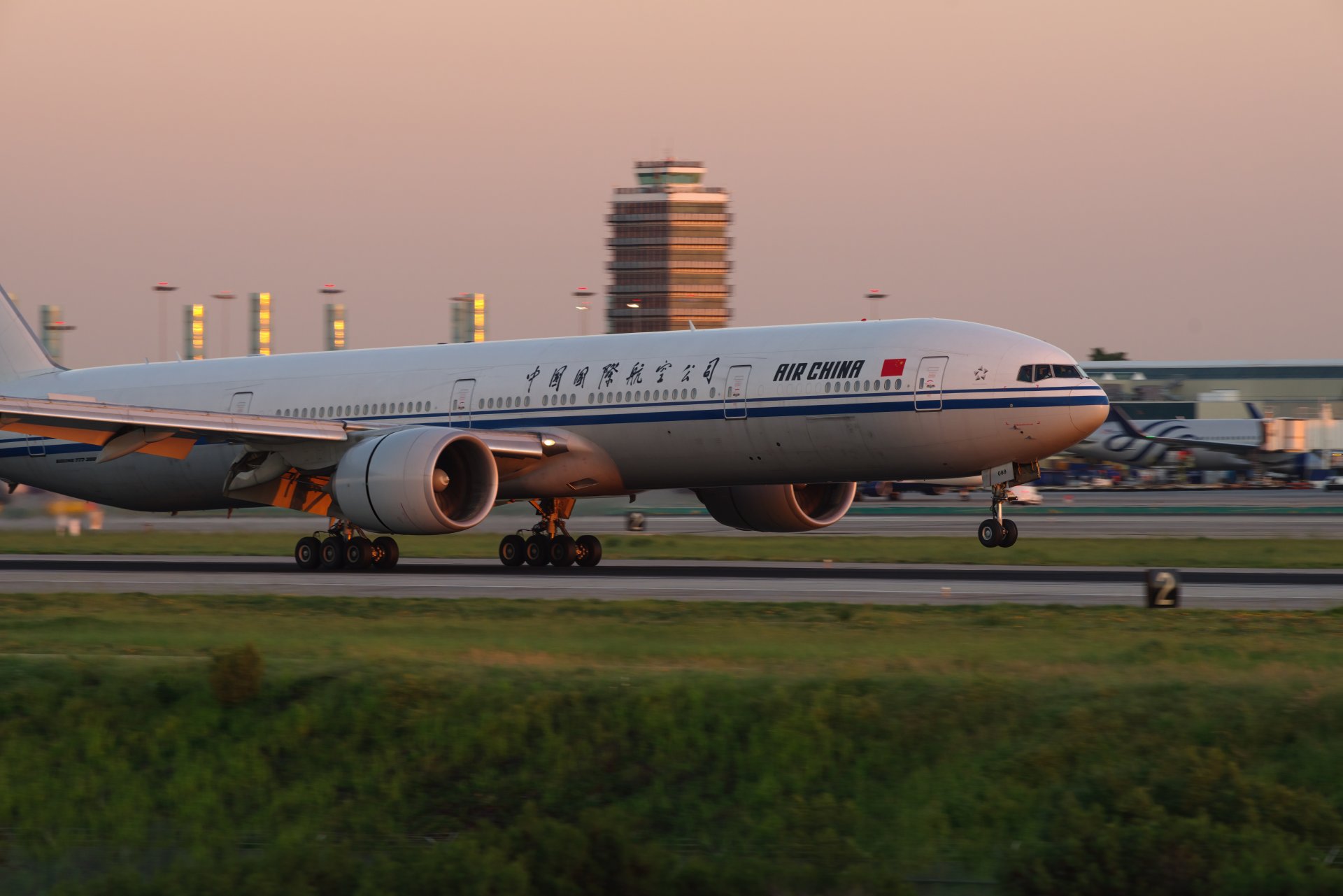 Самолет на Air China