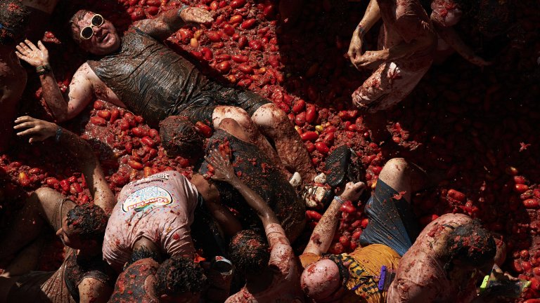 Снимки на Седмицата: Бой с домати!