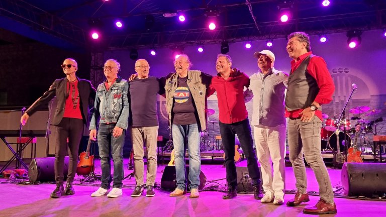 "Аполония" отпразнува 55-ата годишнина на рок групата "Щурците"