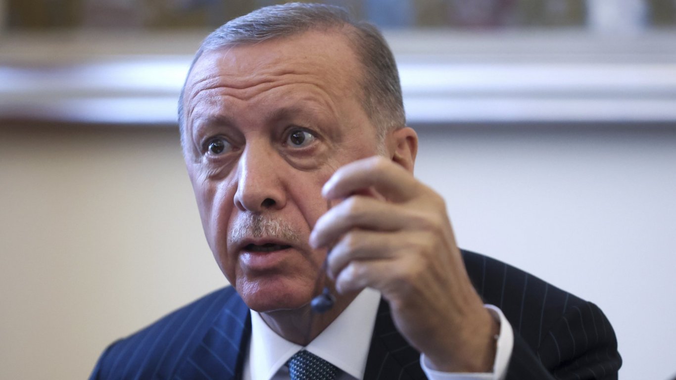 Ердоган: Германският канцлер Шолц промени отношението си към Путин