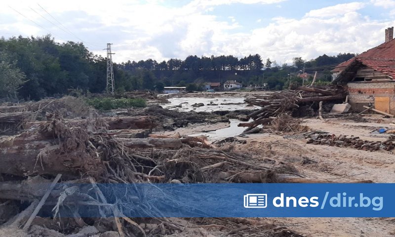 304 ученици от 5 карловски села, сред които и наводнените