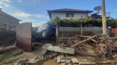 Щетите в Карловско след пороя са огромни те надхвърлят 70