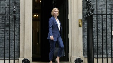 Премиерът на Великобритания Лиз Тръс може да не оцелее на