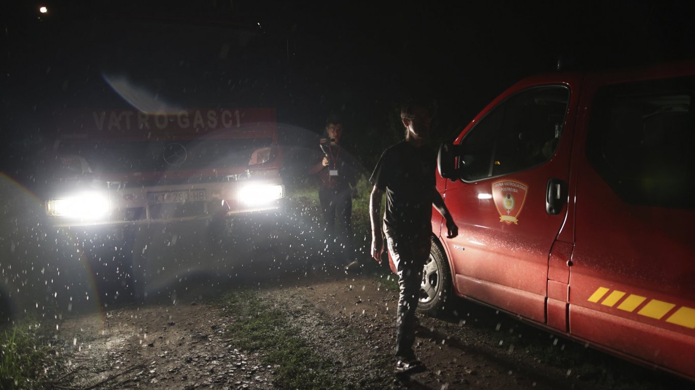 Най-малко три жертви и 11 ранени при сблъсък на товарен с пътнически влак в Хърватия