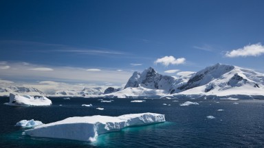 Учени развенчаха най-северния остров в света