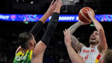 Само Испания от групата на българите стигна четвъртфинал на ЕвроБаскет 2022