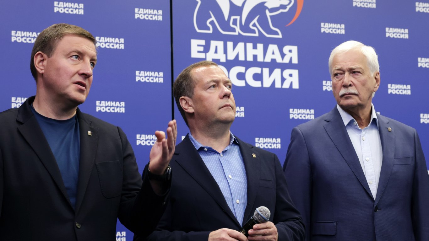 "Единна Русия" печели категорично местните и регионалните избори