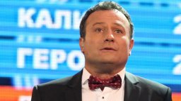Димитър Рачков става водещ  на "Пееш или лъжеш"