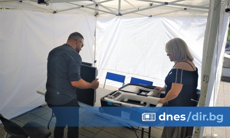 Транспортирането на машините започва в 17:00 часа от склада за