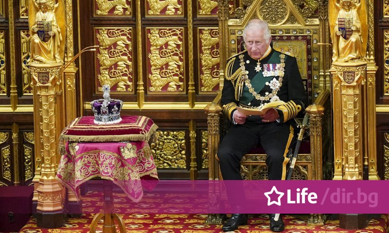 Полицията продължава наказателното разследване на скандала пари срещу почести, в