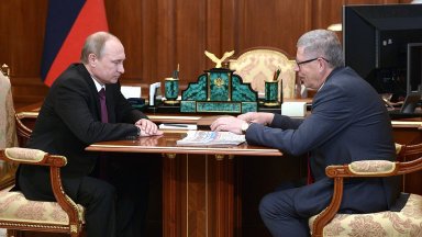 Главният редактор на вестник Комсомолская правда Владимир Сунгоркин който е