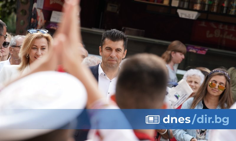 Още по-високи пенсии, ръст на минималната работна заплата, който изпреварва