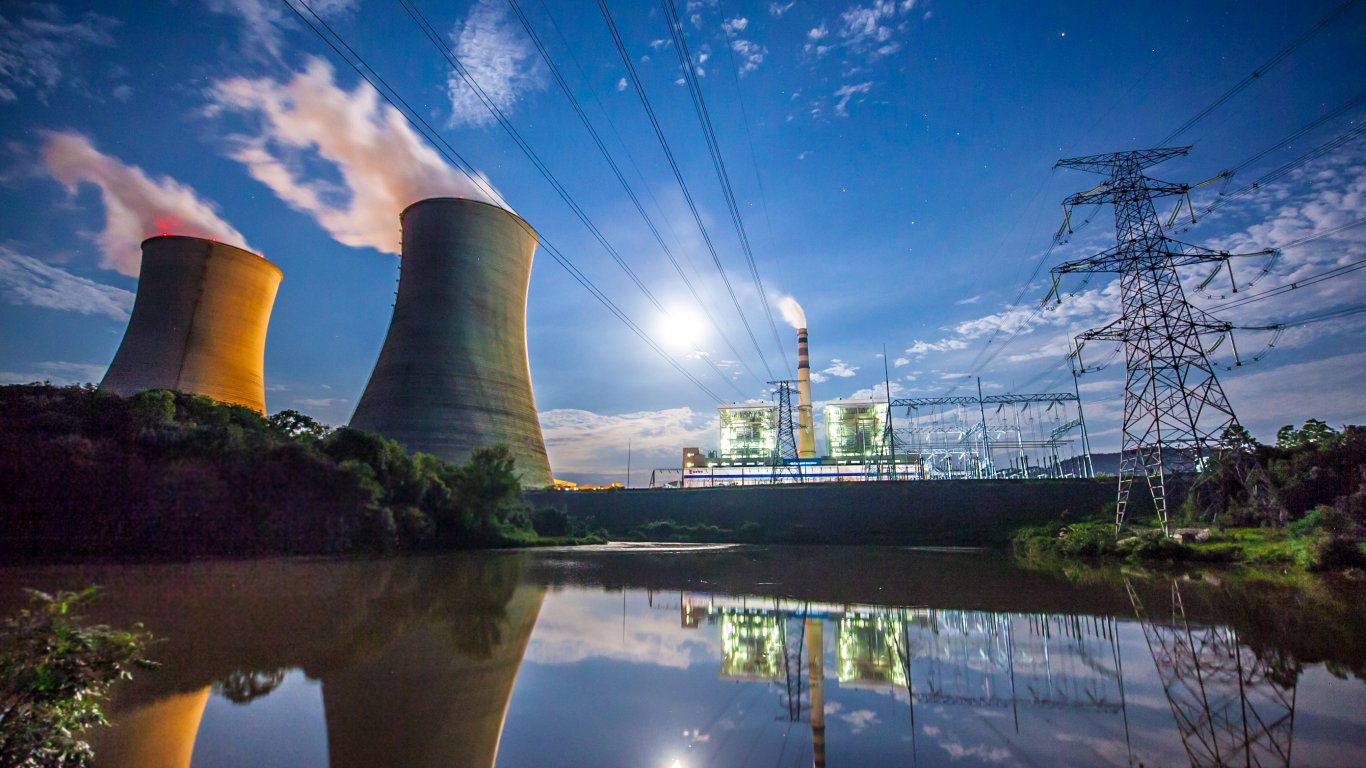 Доклад: спирането на въглищната енергетика е твърде бавно, за да се избегне климатичен хаос