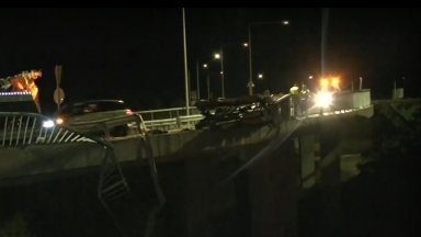 Автовоз падна от мост на пътен възел Даскалово съобщи регионалният