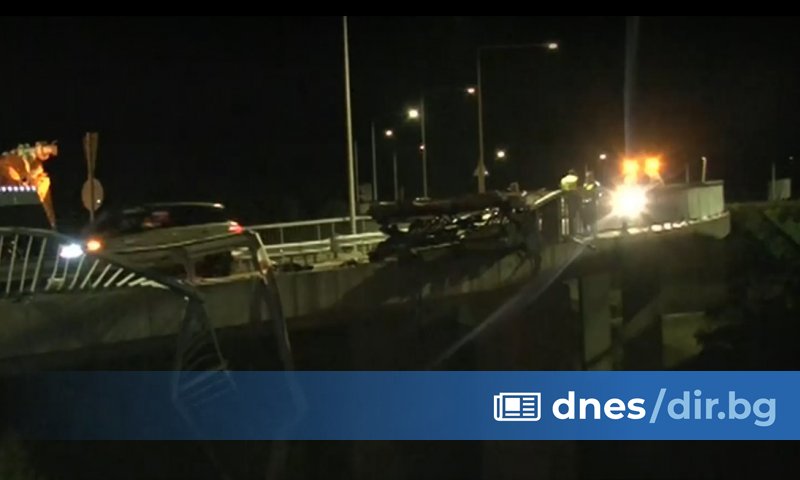 Автовоз падна от мост на пътен възел Даскалово, съобщи регионалният