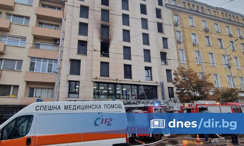 Жена загина при голям пожар в столичен хотел. Инцидентът стана