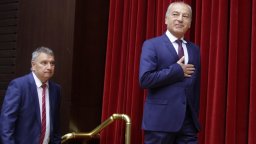 Гълъб Донев: Смисълът на лидерството не се изчерпва от това да си първи (снимки)