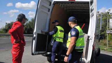 В 3 от общо проверени 280 автомобила по автомагистрала Тракиия