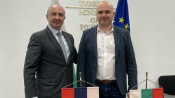 Ще популяризираме туризма на Сърбия, тя - нашия
