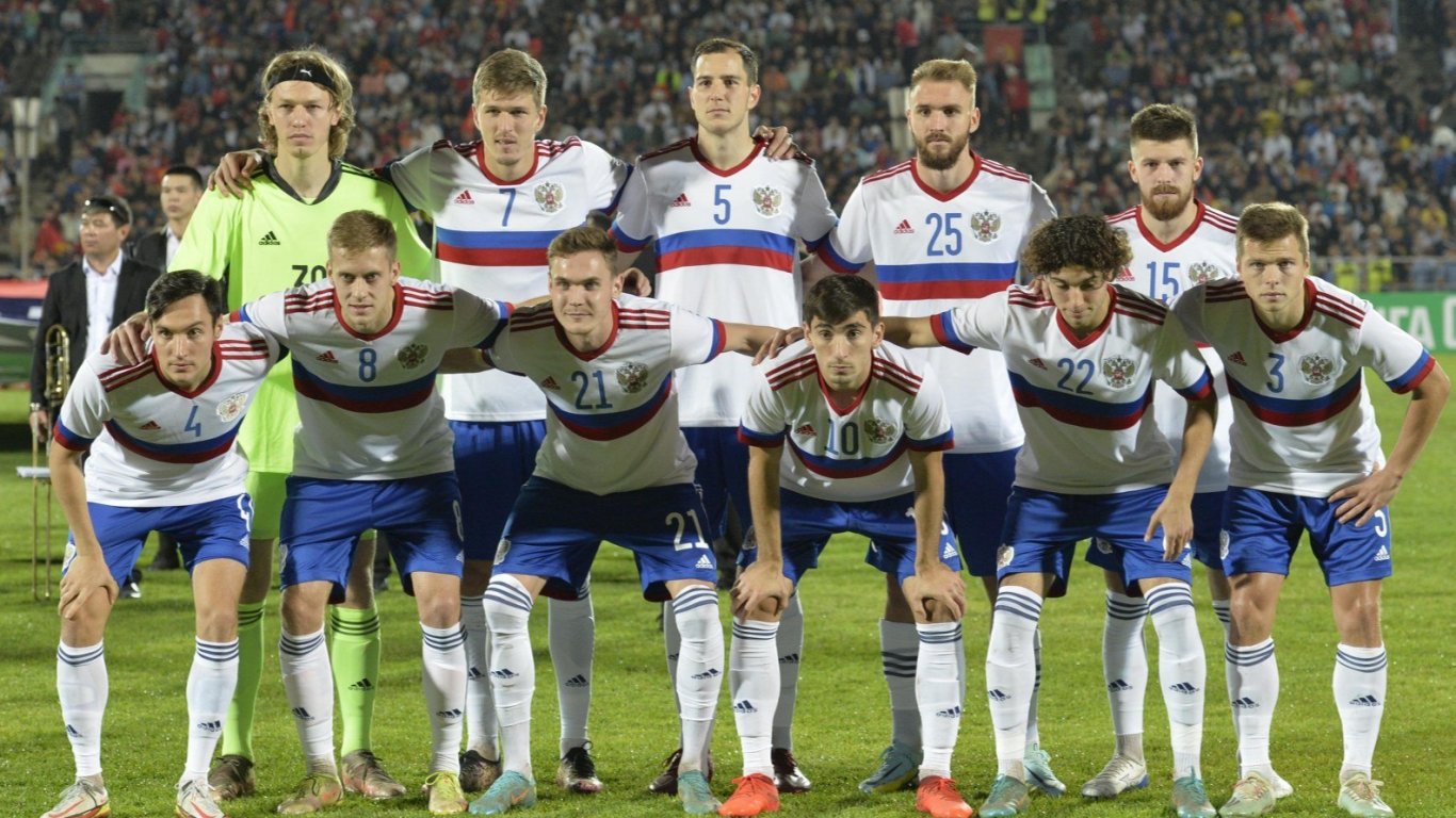 Отмениха мача Русия - Парагвай заради терора край Москва