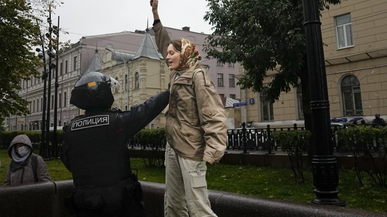 Откъде идва словосъчетанието "добри руснаци" и има ли такива 