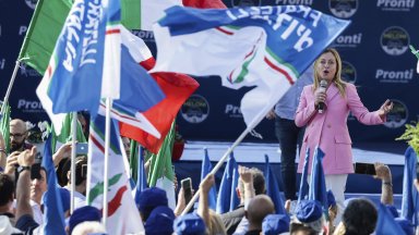 Съюзът от десни формации начело с партия Италиански братя на