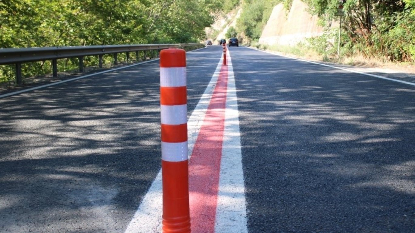 До края на септември поставят ограничителни колчета по пътя Русе-Велико Търново