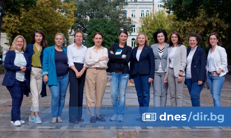 Надежда Йорданова невинаги е била политик. Още по-малко министър. А