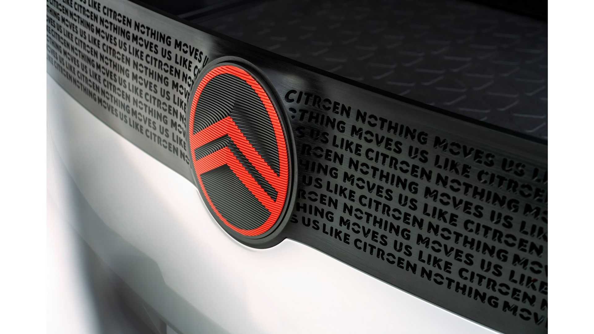 Citroen показа новото си лого