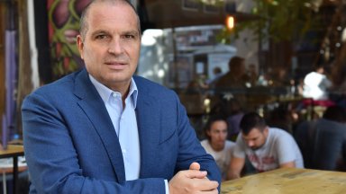 След решението на Конституционния съд аз съм в положението на