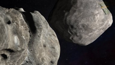 НАСА заинтригувана от астероид, който "изстрелва камъни в космоса"