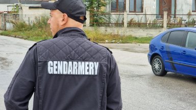 Специализирана полицейска операция се провежда в столичния квартал "Христо Ботев"
