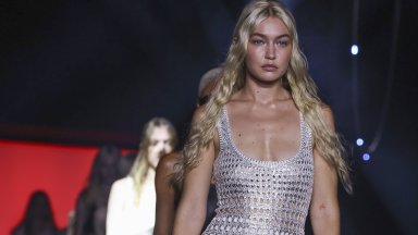 "Chloé" превърна модния подиум в дискотека от 70-те години на миналия век