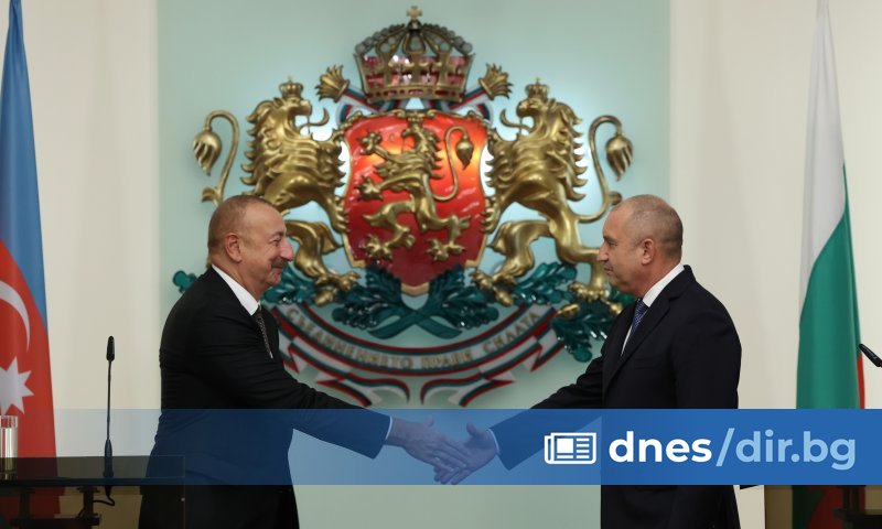 Президентите на България и Азербайджан - Румен Радев и Илхам