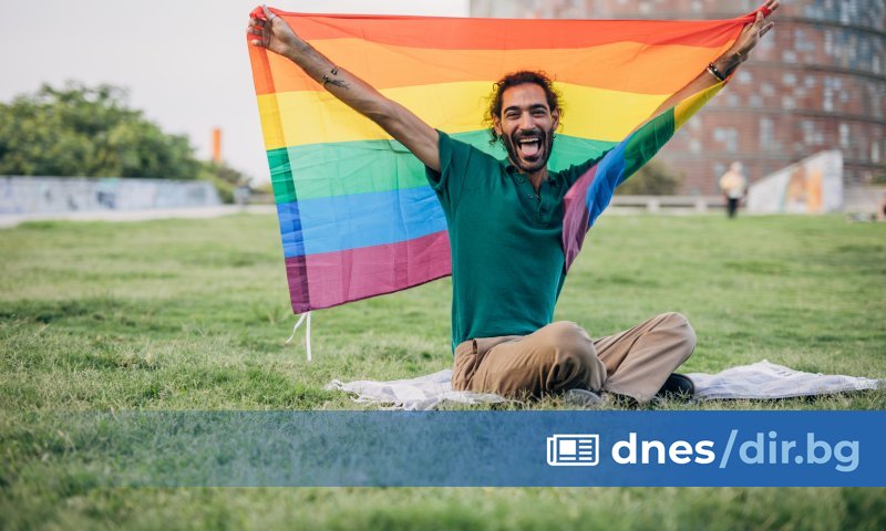 В Пакистан бе открита гореща линия за трансджендър хора в