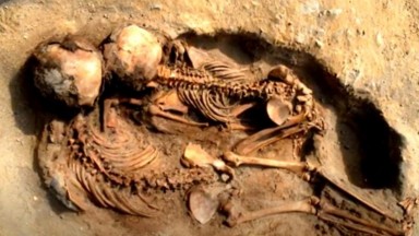 В Перу откриха останките на 76 деца, принесени преди 1000 години в жертва на езически богове