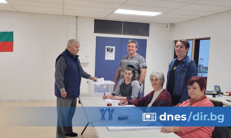 Започна изборният ден в чужбина. Точно в 21:00 ч. българско