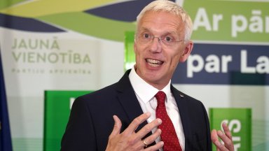 Либералконсервативната управляваща партия Ново единство на премиера Кришянис Каринш спечели