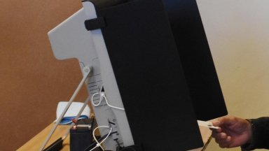 8 5 е избирателната активност към 11 00 часа за област Бургас