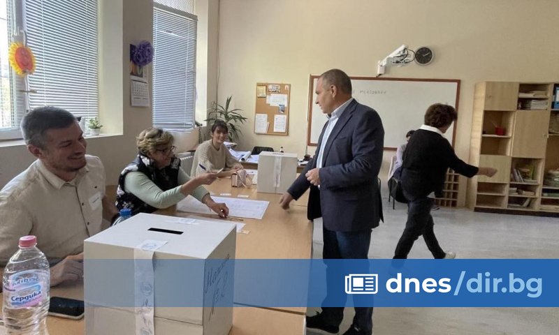 Представителите на ИТН бившият регионален министър Гроздан Караджов и бившият