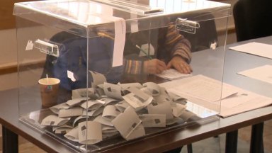 Между 730 и 740 секции в 62 държави очакват да