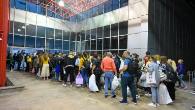 Напрежение при предаването на изборните книжа от секционните комисии в