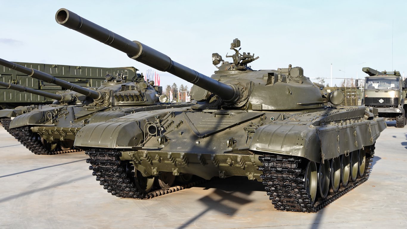 Доброволци в Чехия събраха $1.2 милиона, за да подарят танк на Украйна, нарекоха го "подарък за Путин" 
