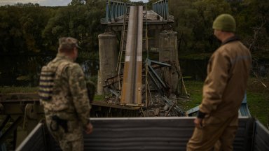 Президентът на Украйна Володимир Зеленски заяви че украинската армия продължава