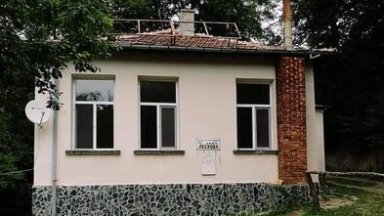 Трима мъже са задържани за побоя над стопаните на хижа